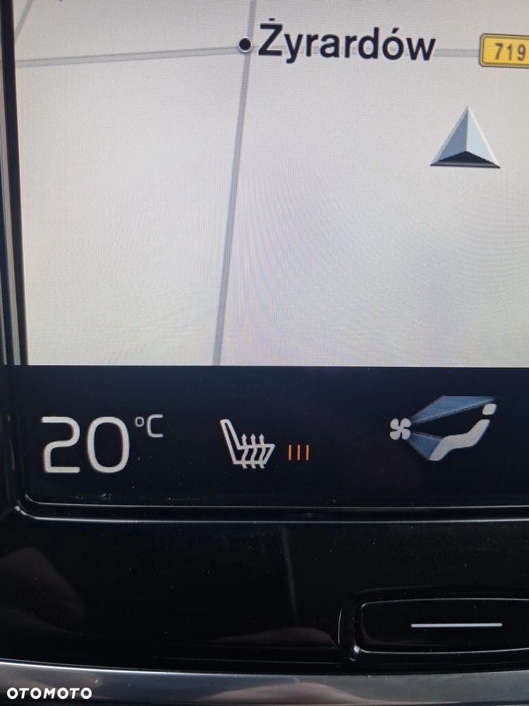 Volvo V90 D4 Geartronic Momentum - 20