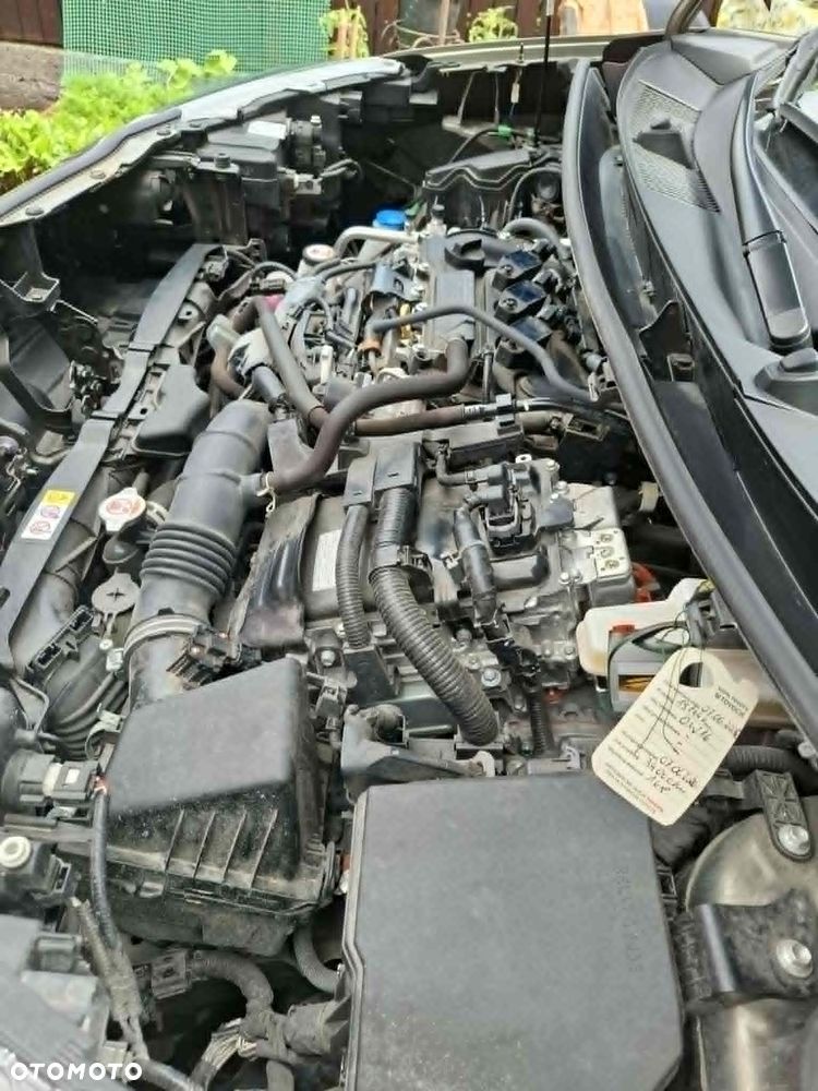 Toyota Yaris Cross Hybrid 1.5 Comfort 4x4 - 15