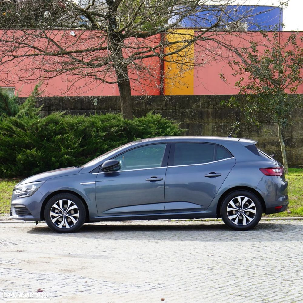 Renault Mégane 1.5 Blue dCi Limited - 6