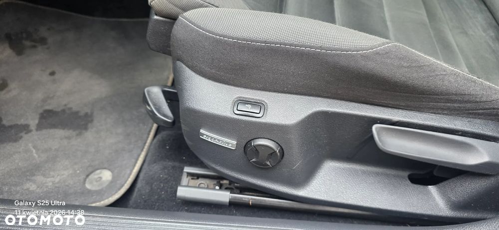 Volkswagen Golf 1.6 TDI BMT Comfortline - 9