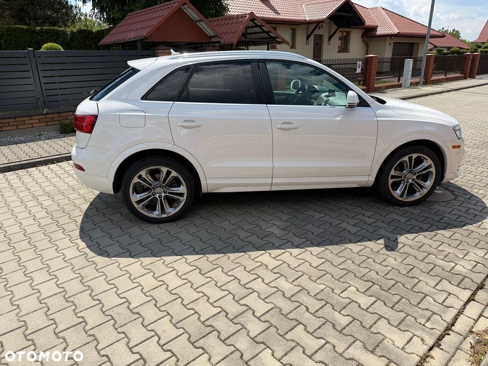 Audi Q3 2.0 TFSI Quattro S tronic sport - 4
