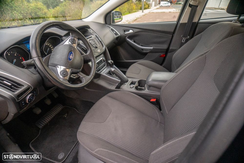 Ford Focus SW 1.6 TDCi Titanium - 21