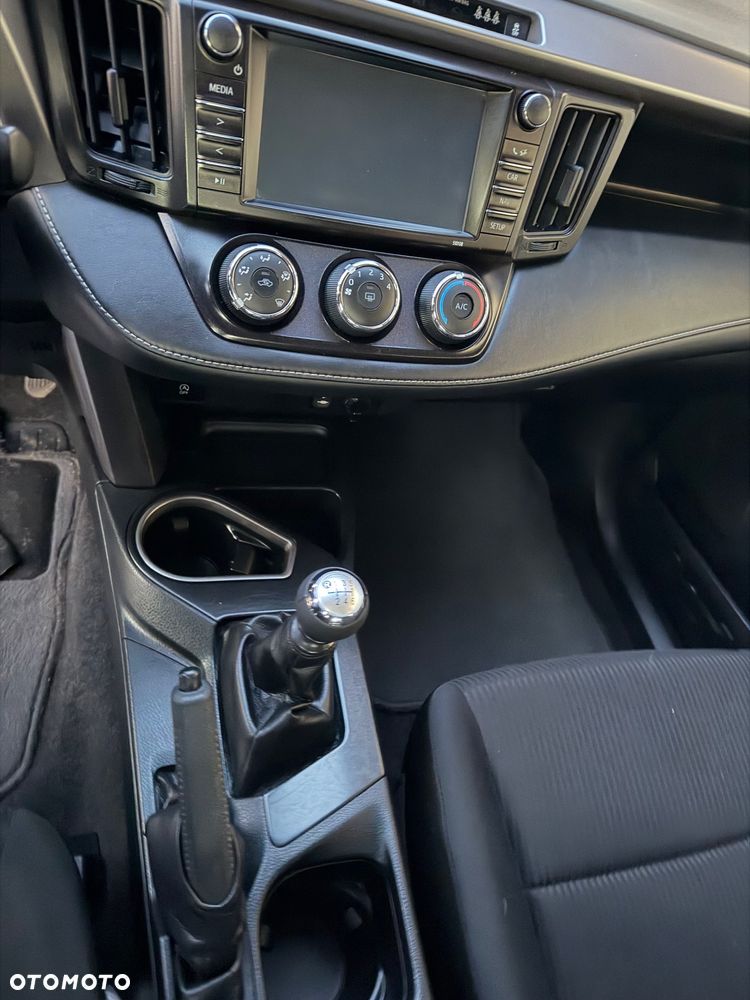 Toyota RAV4 2.0 D-4D 4x2 Start-Stop Comfort - 19