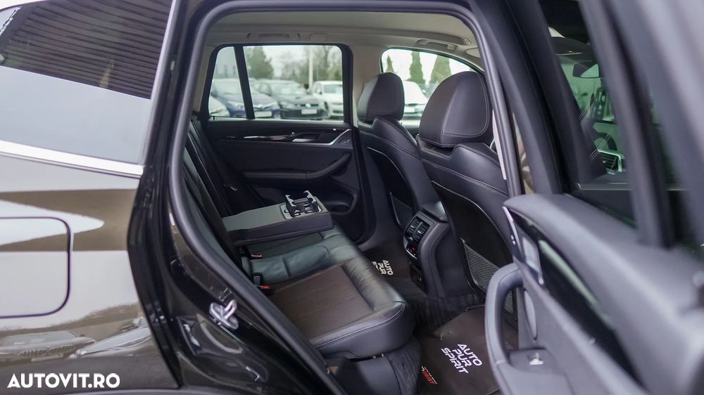 BMW X3 xDrive20d Aut. xLine - 32