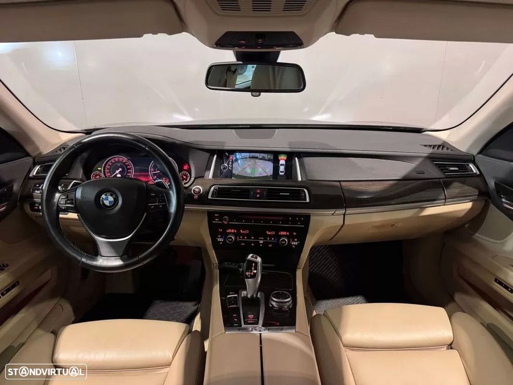 BMW 740 d — fotografia 18