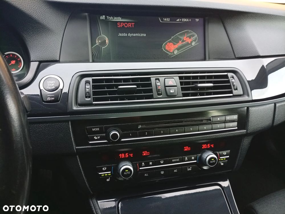 BMW Seria 5 525d xDrive Sport-Aut Modern Line - 26