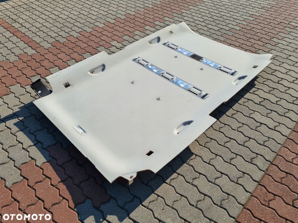 VW T5 LIFT MULTIVAN podsufitka tył - 2