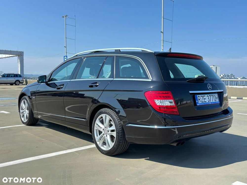 Mercedes-Benz Klasa C 180 BlueEFFICIENCY 7G-TRONIC Avantgarde - 9