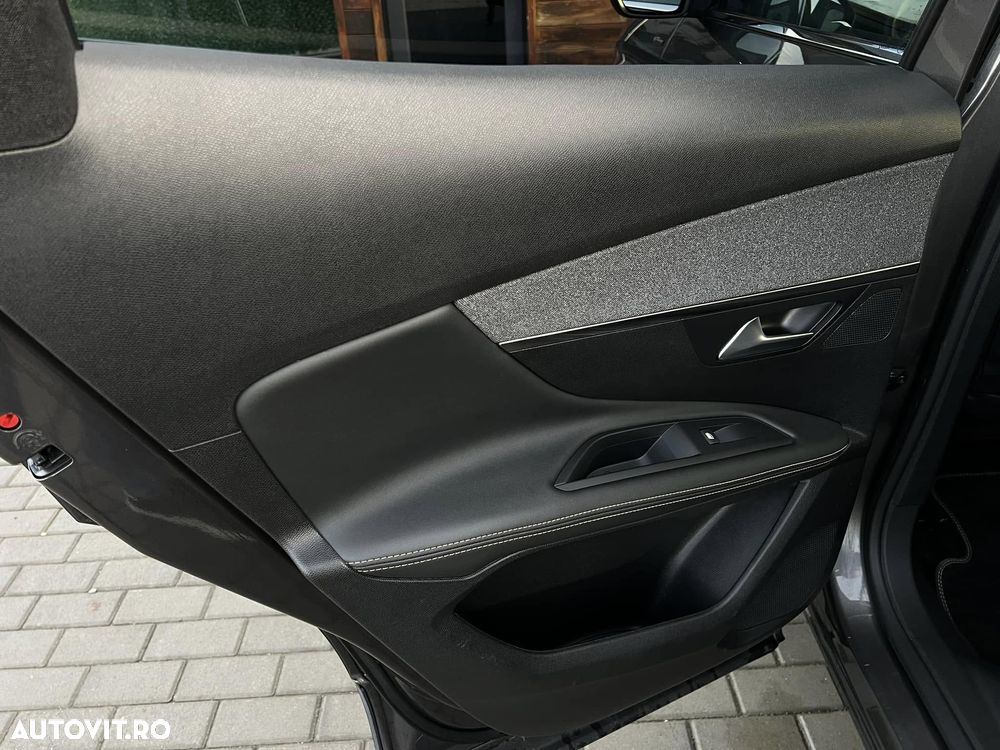 Peugeot 3008 1.5 BlueHDI S&S EAT8 GT-Line - 22