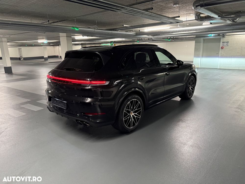 Porsche Cayenne Black Edition - 2