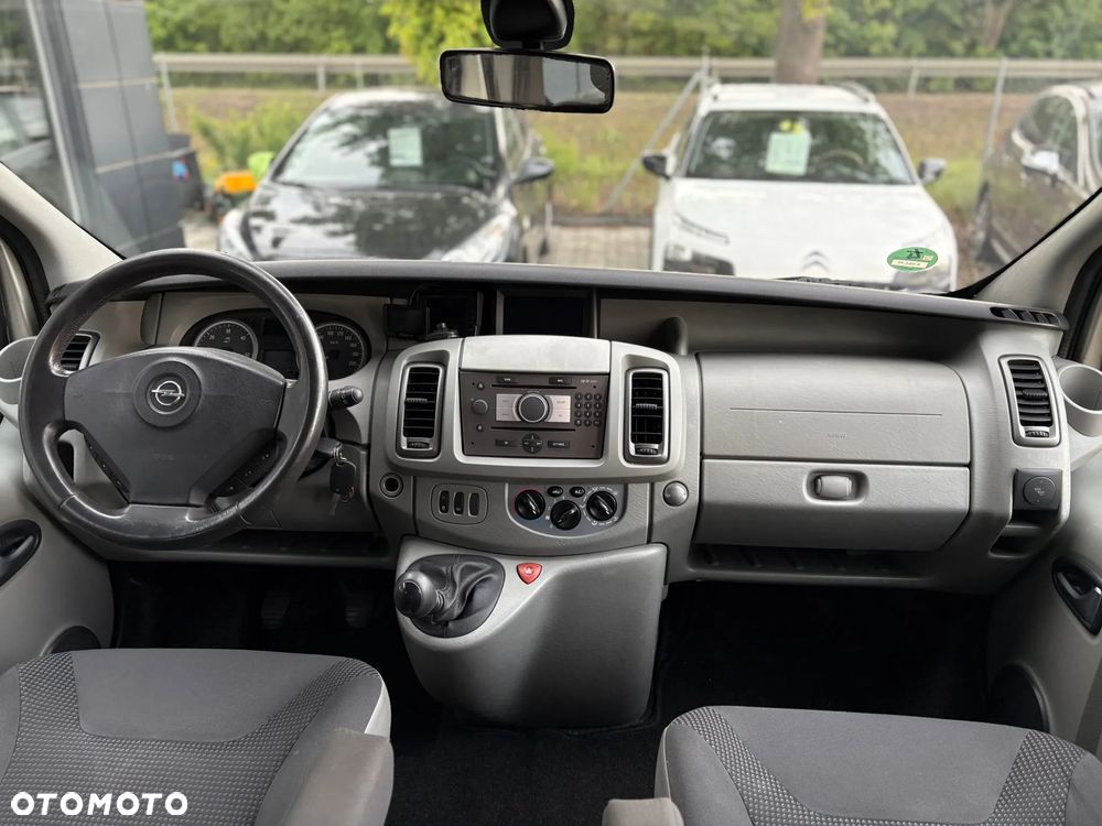 Opel Vivaro 2.5 dCi Brygadówka Long L2H1 Elektryczne Szyby Gwarancja - 11