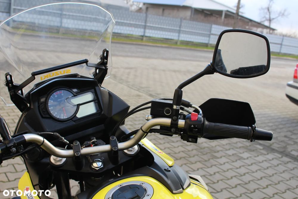 Suzuki V-STROM - 21