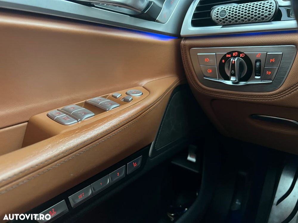 BMW Seria 7 730d xDrive - 15