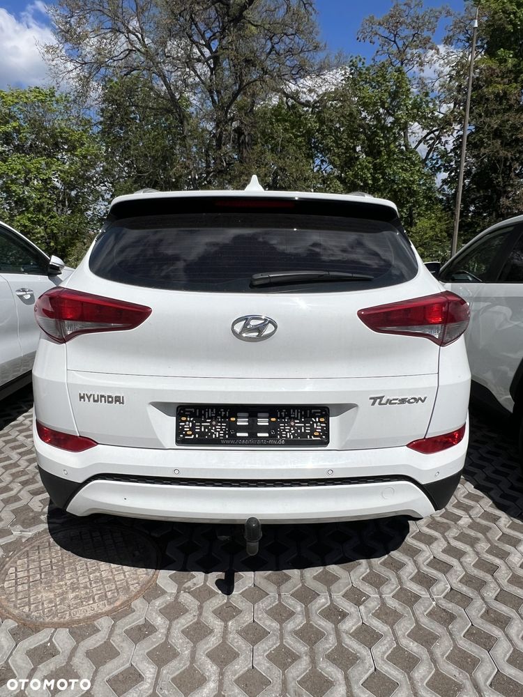 Hyundai Tucson - 10