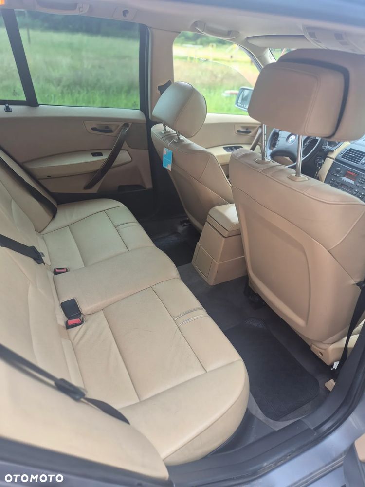 BMW X3 3.0d - 10