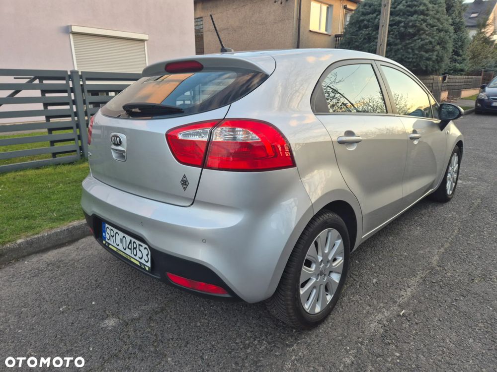 Kia Rio 1.2 Edition 7 - 5