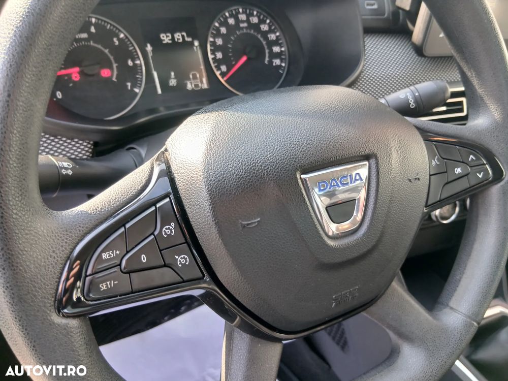Dacia Logan TCe 90 MT6 Prestige - 8