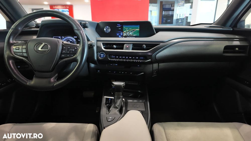 Lexus UX 250h 2.0L HEV 20H- (178 HP) 4X4 CVT Special Edition - 15