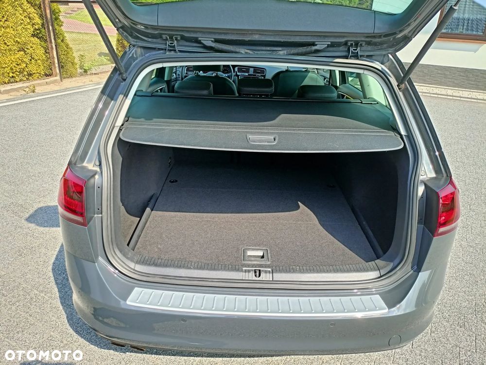 Volkswagen Golf 1.4 TSI BlueMotion Technology DSG Highline - 34