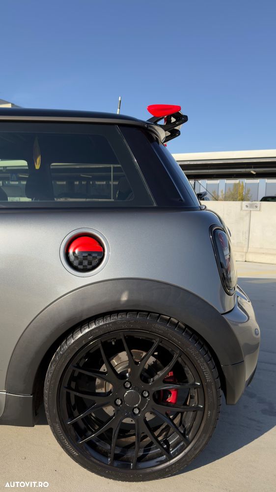 Mini Cooper S Standard - 16