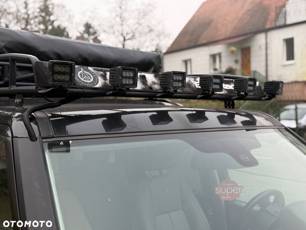 Land Rover Discovery - 12