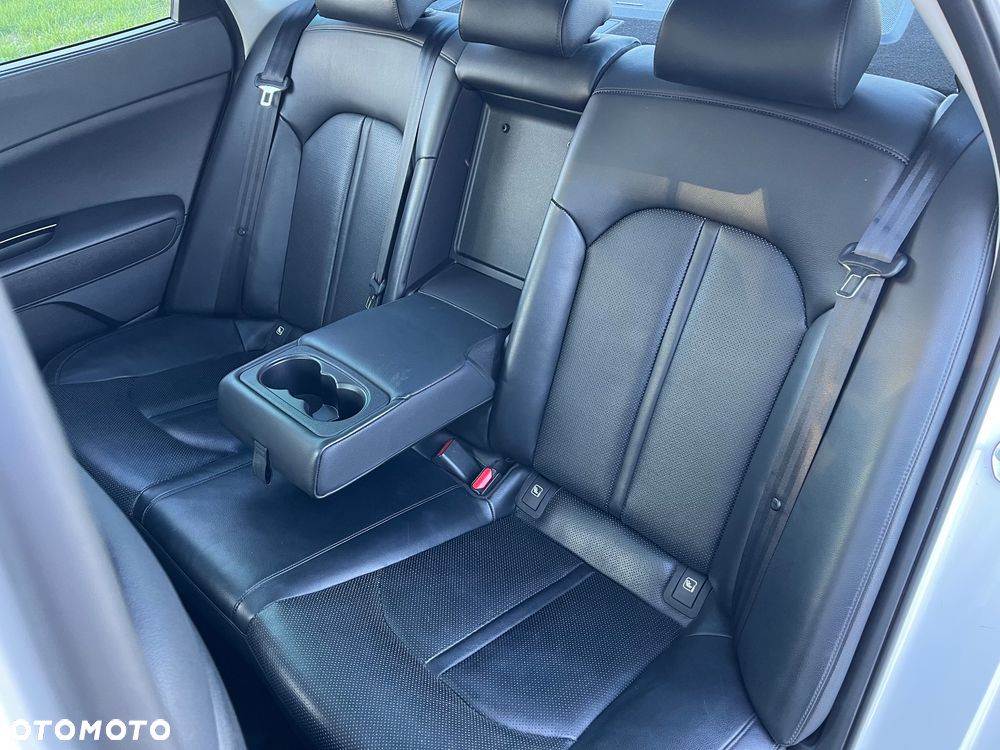 Kia Optima 1.7 CRDI XL DCT - 24
