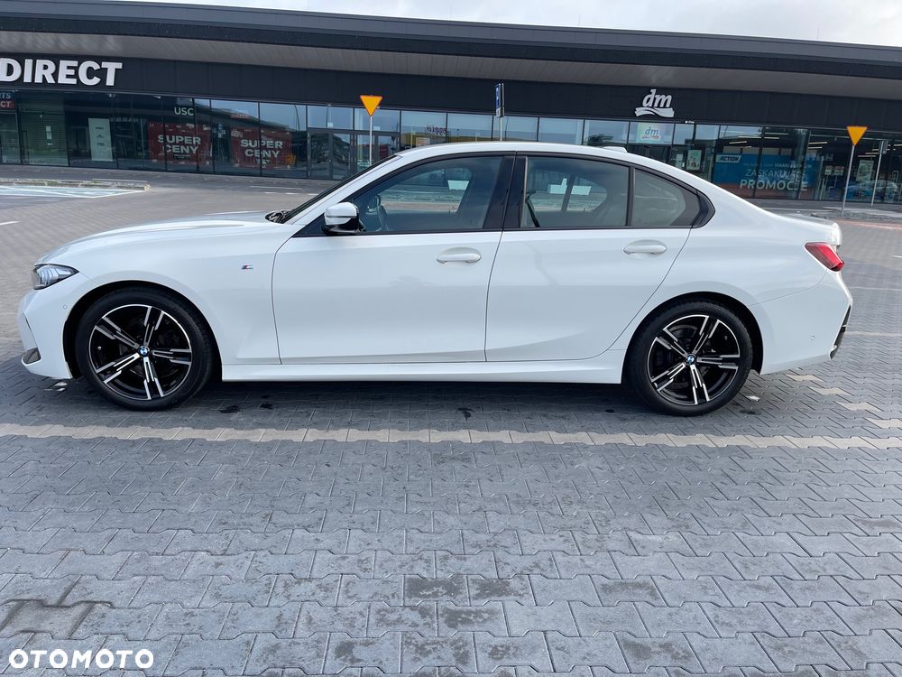 BMW Seria 3 318d mHEV M Sport - 4