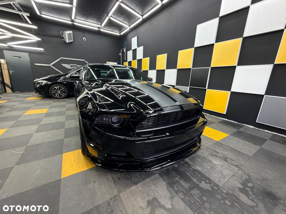 Ford Mustang 3.7 V6 Premium - 12