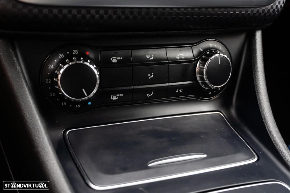 Mercedes-Benz A 180 d Style Plus Aut. - 23