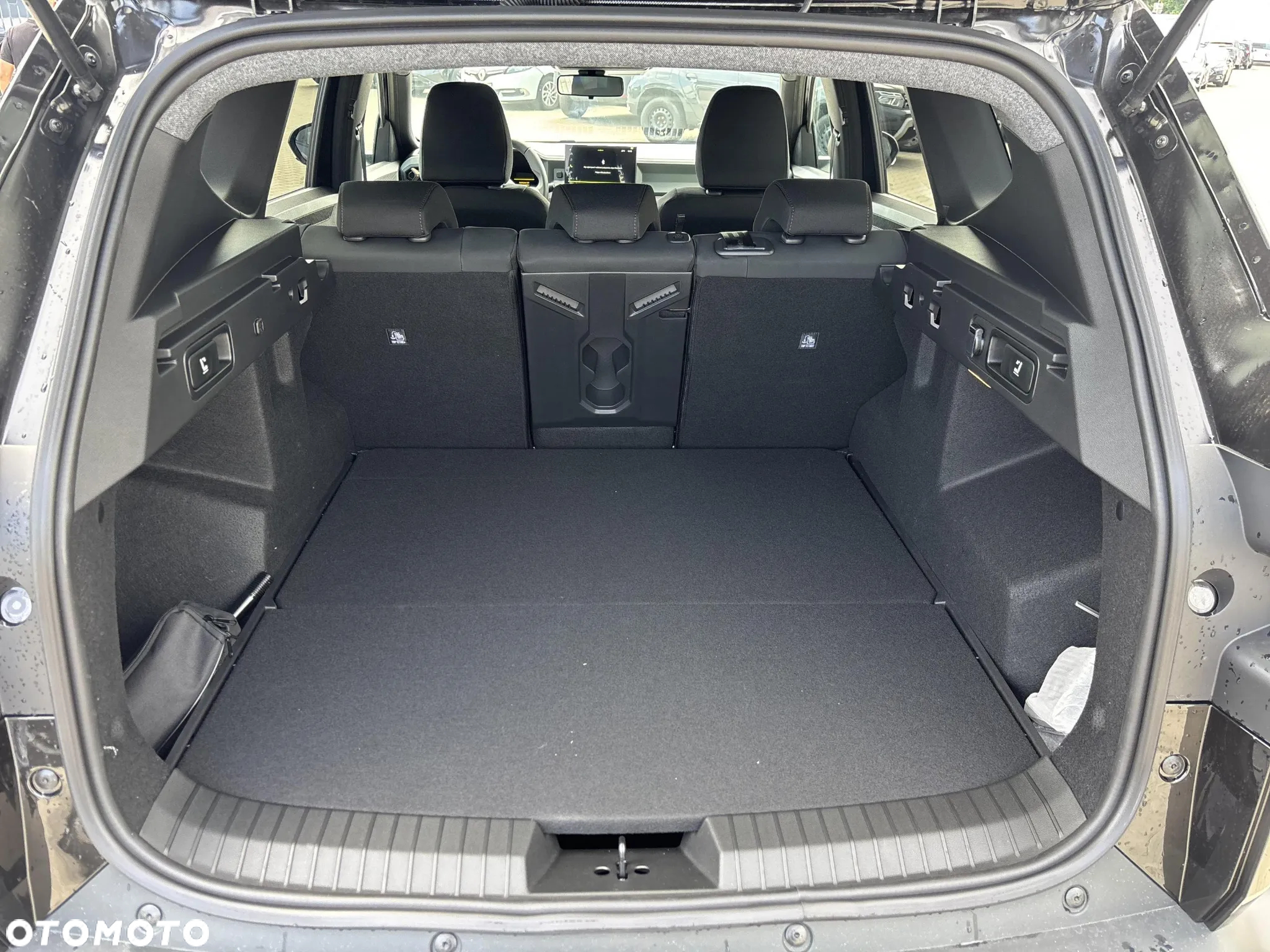 Dacia Bigster 1.8 Full Hybrid 155 Extreme MMT - 17