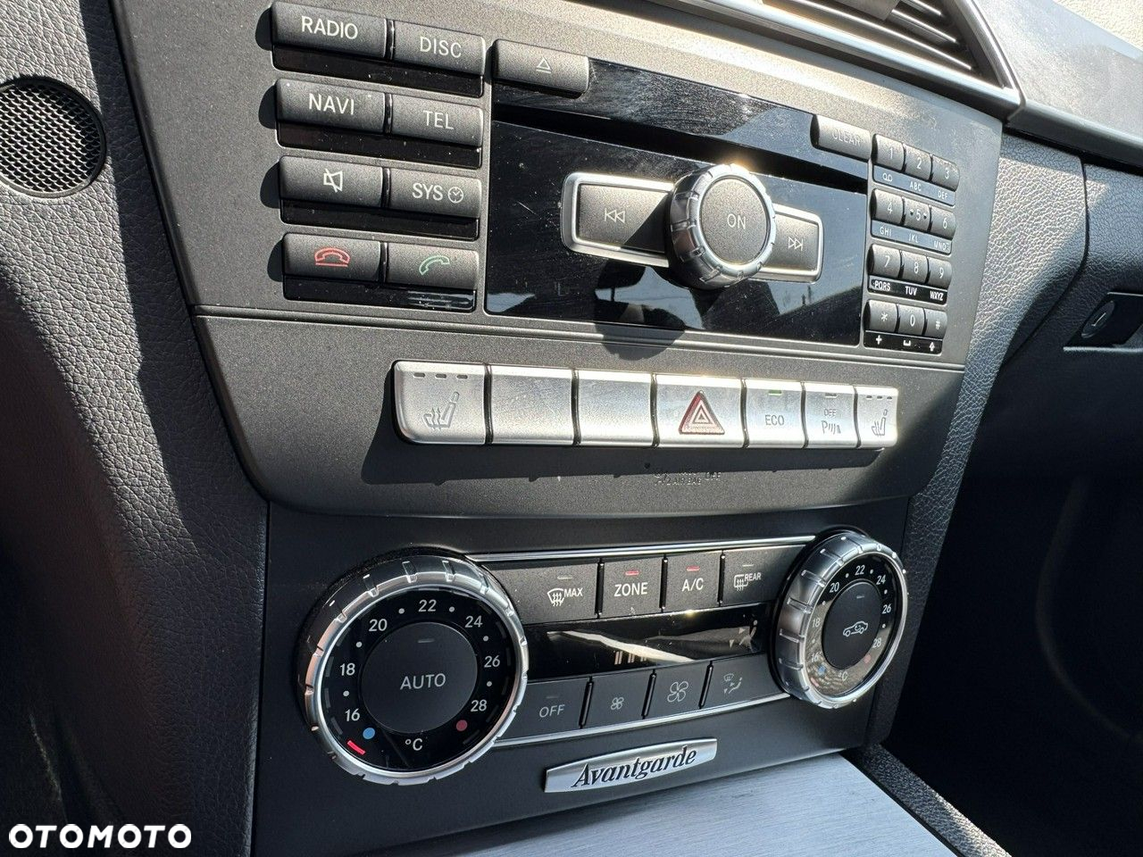 Mercedes-Benz Klasa C 180 BlueEFFICIENCY Avantgarde - 15