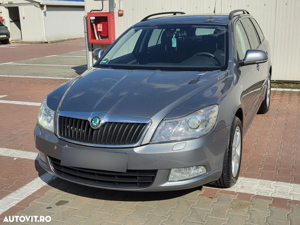 Skoda Octavia Combi 1.4 TSI FAMILY - 8