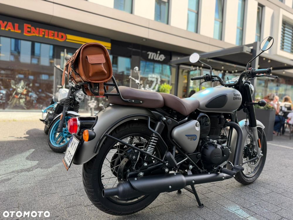 Royal Enfield Classic - 6