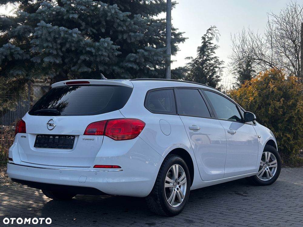Opel Astra 1.4 Turbo Automatik - 4
