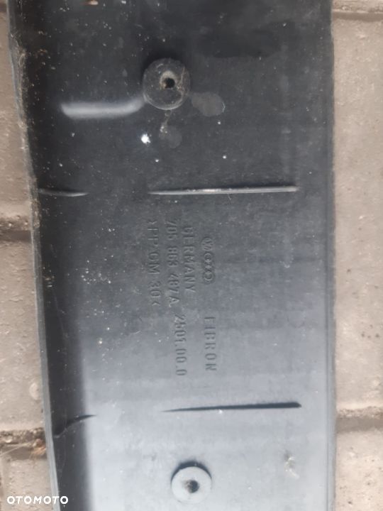 Listwa bagażnika podłogi VW T4 90-03 705863487A - 1