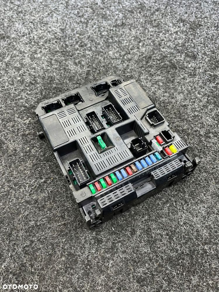 peugeot moduł BSI skrzynka bezpieczników 9644098380