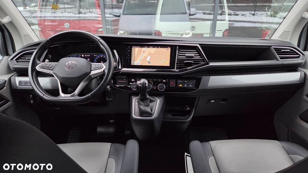 Volkswagen Caravelle 2.0 TDI L2 Highline 4Motion DSG - 10