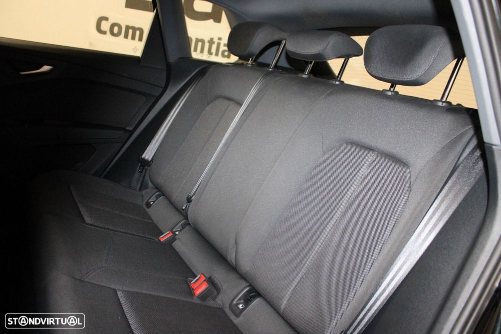Audi Q4 e-tron 40 63 kWh SE Business - 32