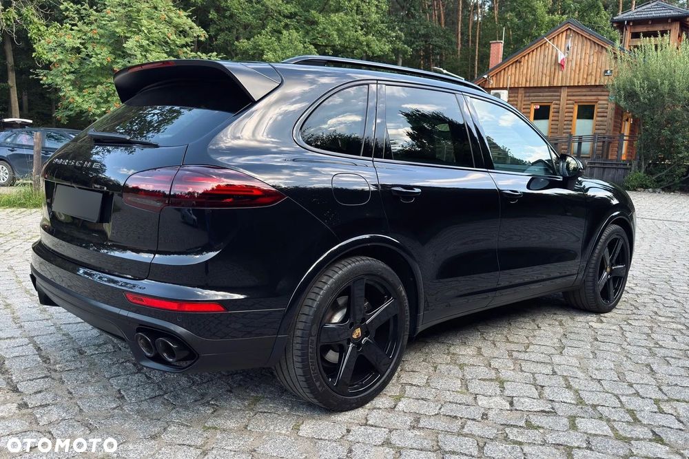 Porsche Cayenne Diesel Platinum Edition - 34