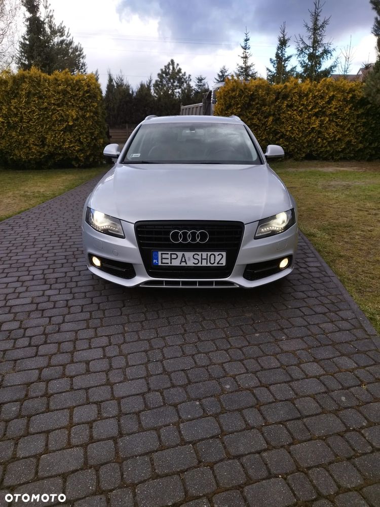 Audi A4 Avant - 13