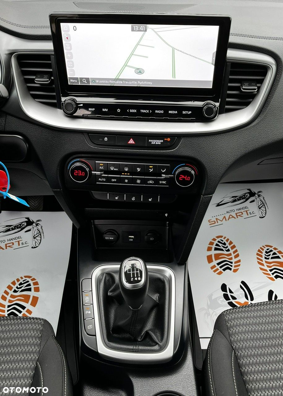 Kia Ceed 1.5 T-GDI Business Line Plus - 28