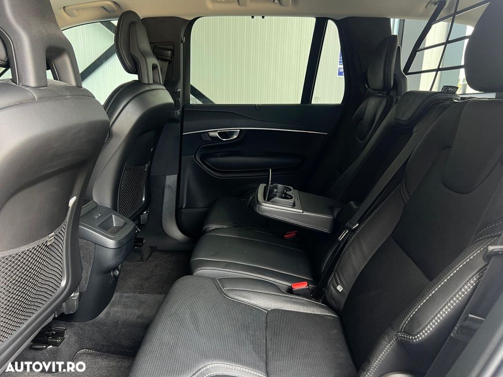 Volvo XC 90 - 40
