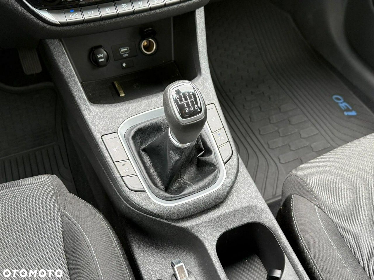 Hyundai i30 - 22
