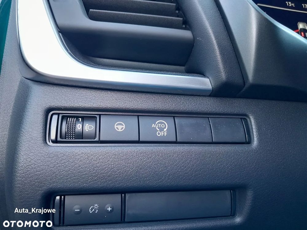 Nissan Qashqai 1.3 DIG-T mHEV N-Connecta Xtronic - 26