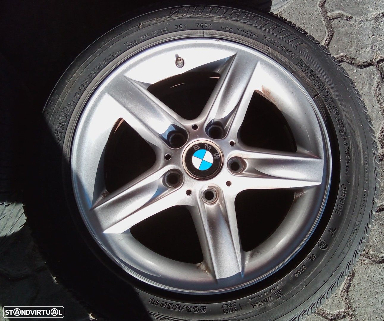 Jantes BMW Série 1 R16 com pneus 205/55 furação 5x120 - 5