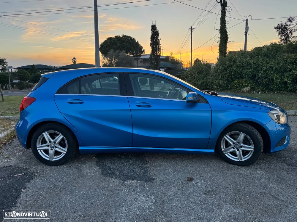 Mercedes-Benz A 180 CDI (BlueEFFICIENCY) Urban - 4