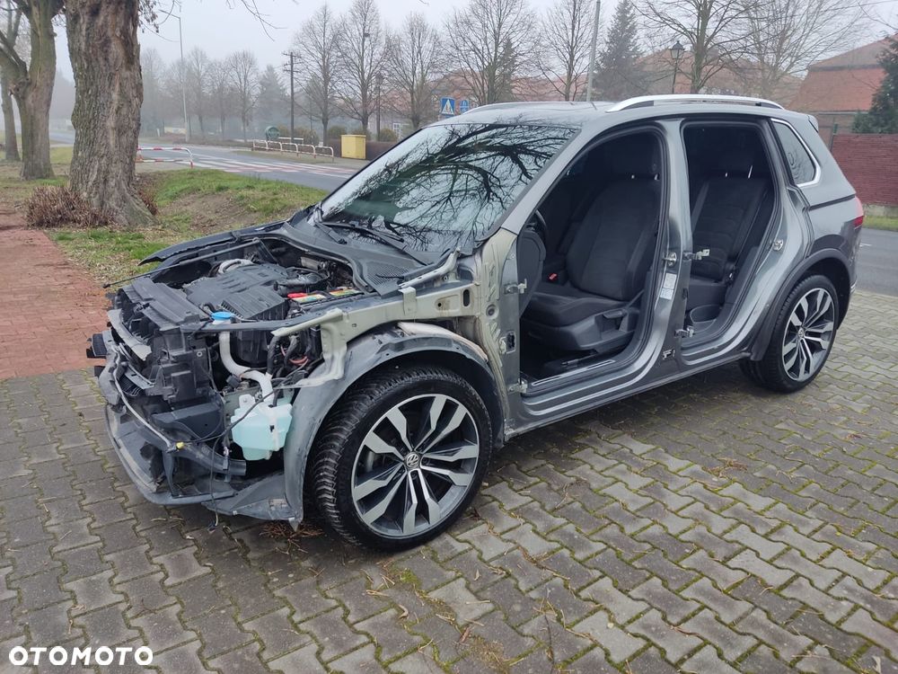 Volkswagen Tiguan - 14