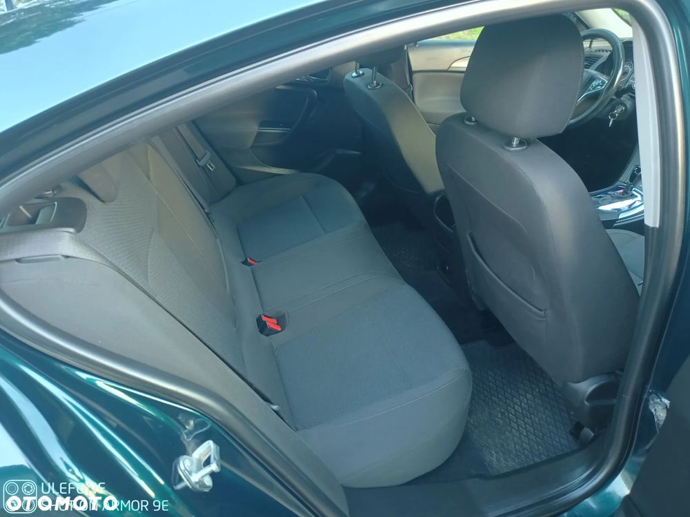 Opel Insignia - 22