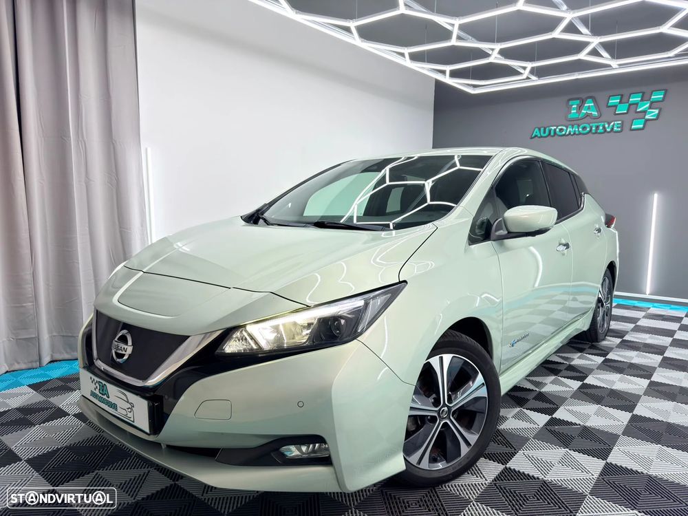 Nissan Leaf 40 kWh N-Connecta - 1