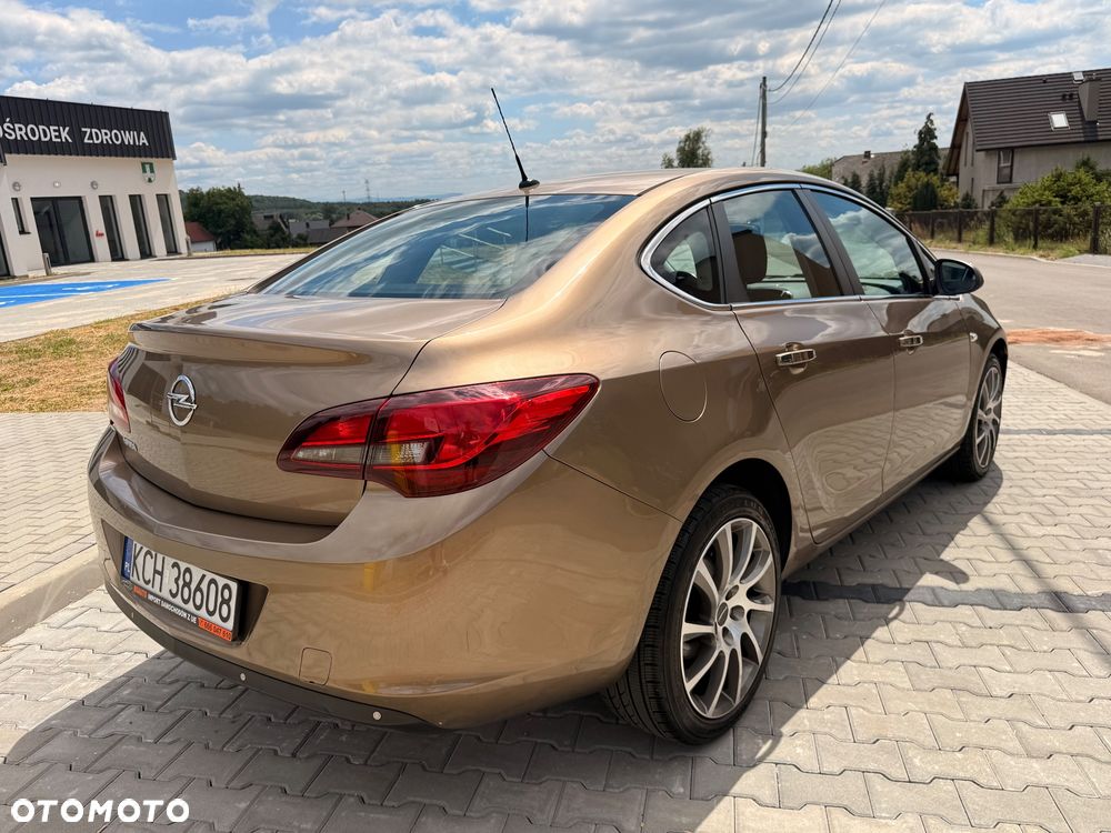 Opel Astra 1.6 Active - 8